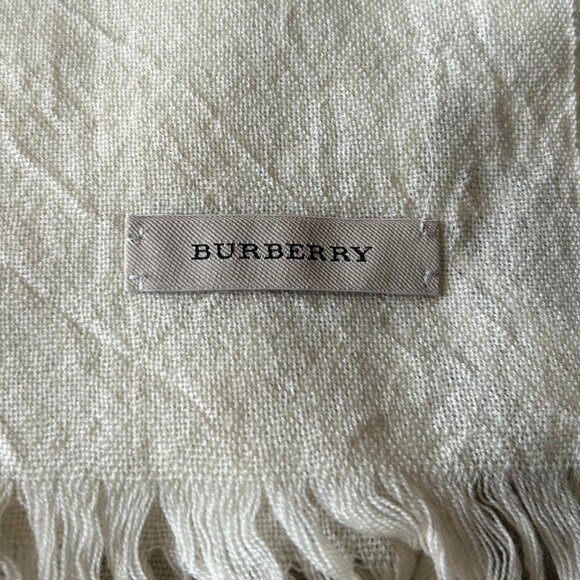 Burberry Large Check Merino Wool Scarf - Picture 3 of 5